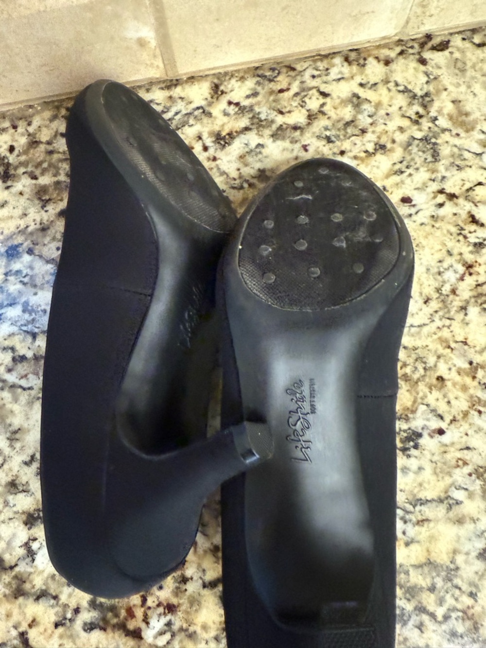 Life Stride Black Women's Classic Comfort Heel - Picture 6 of 8